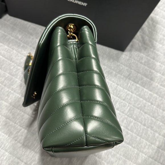 Saint Laurent- NEW Lou Lou Medium, Hunter Green - Picture 5 of 15